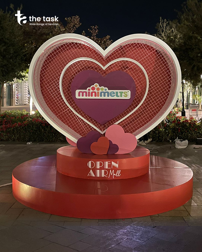 Valentine   Minimelts   Open Air Mall — Seasonal Decor — the task